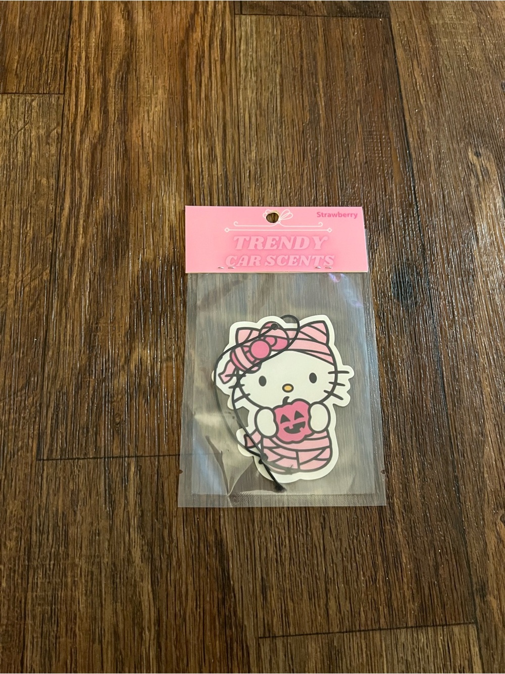 🎀🎃 Hello Kitty Mummy Car Air Freshener – Strawberry Scent